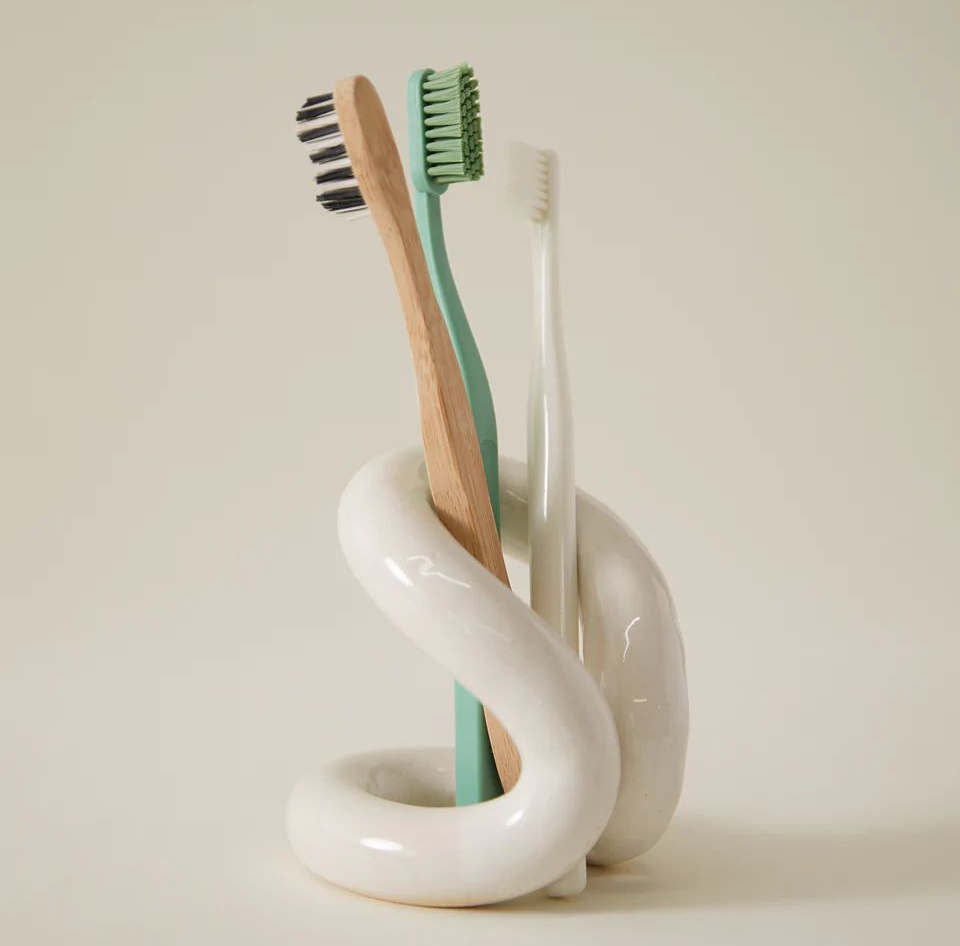 Sculptural Minimalist Toothbrush Holder - Organic Knot Ceramic Vanity Organizer